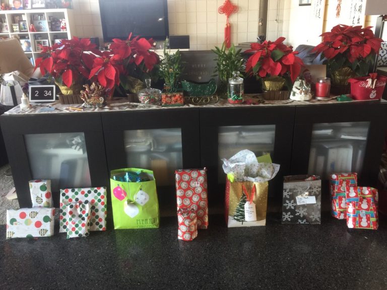 organizations that donate toys for christmas